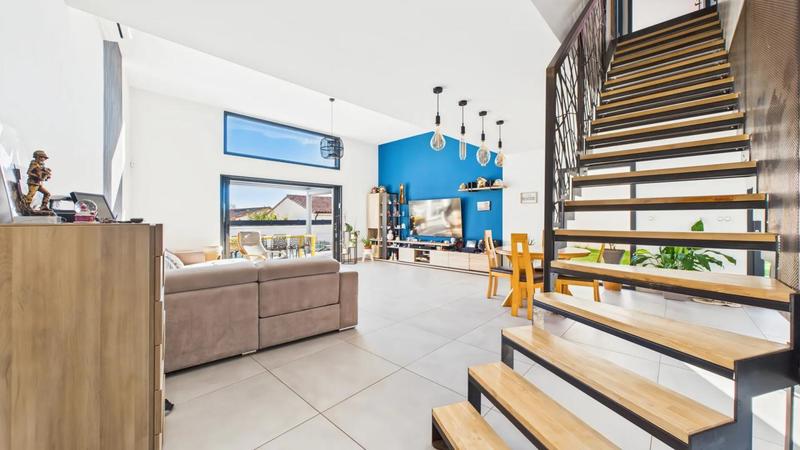 Maison - 138 m² - 6 pièces