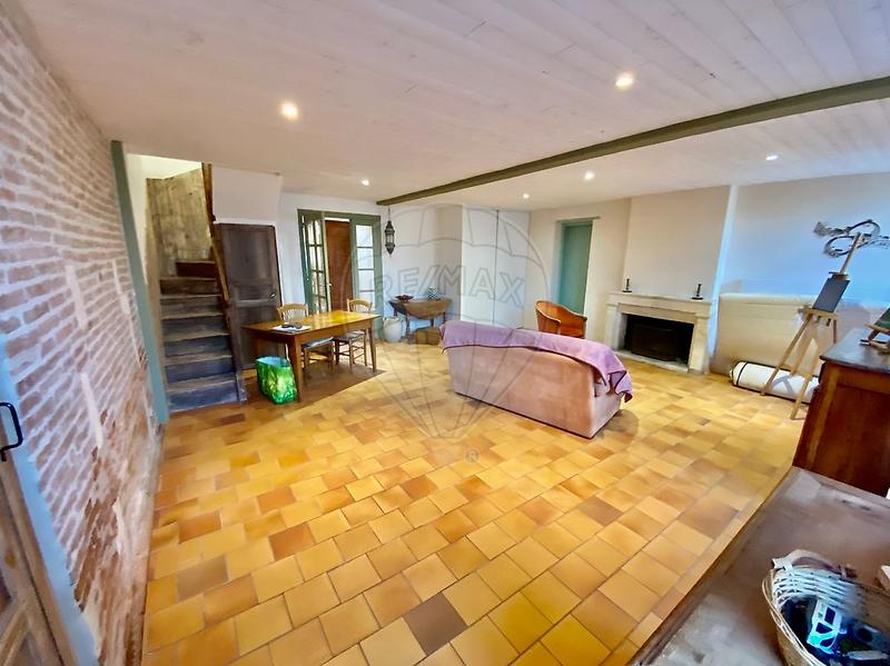 Longère - 430 m² - 5 pièces