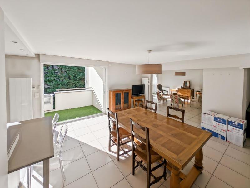 Appartement - 129 m² - 5 pièces