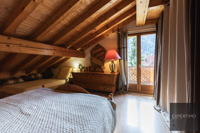 Maison - 176 m² - 7 pièces