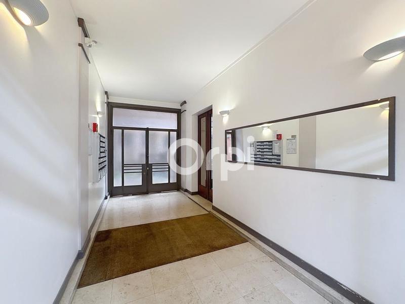 Appartement - 110 m² - 6 pièces