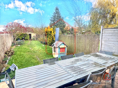 Maison - 180 m² - 5 pièces