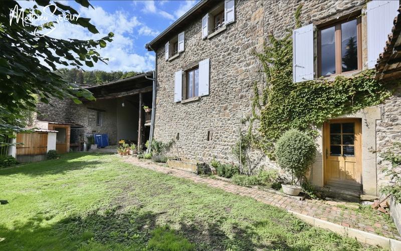 Maison - 161 m² - 7 pièces