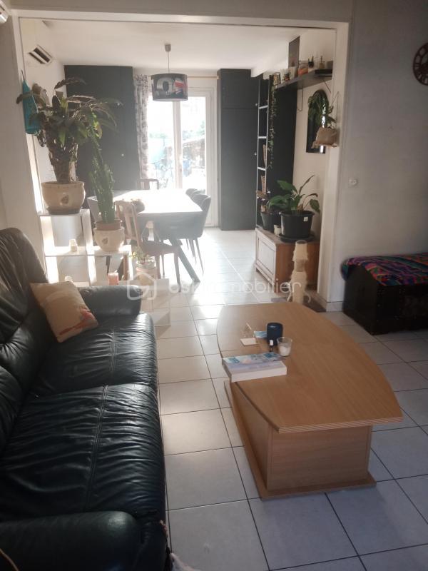 Maison traditionnelle - 87 m² - 4 pièces