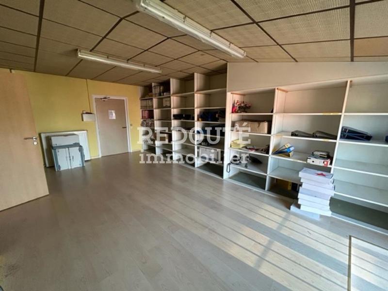 Bureau - 185 m² - 7 pièces