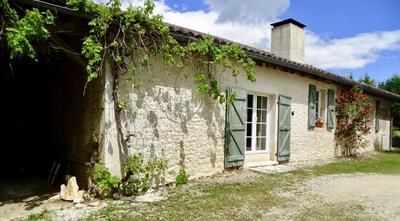 Maison ancienne - 205 m² - 9 pièces