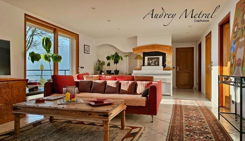 Maison - 90 m² - 3 pièces