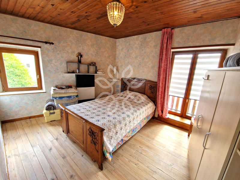 Maison de village - 140 m² - 7 pièces