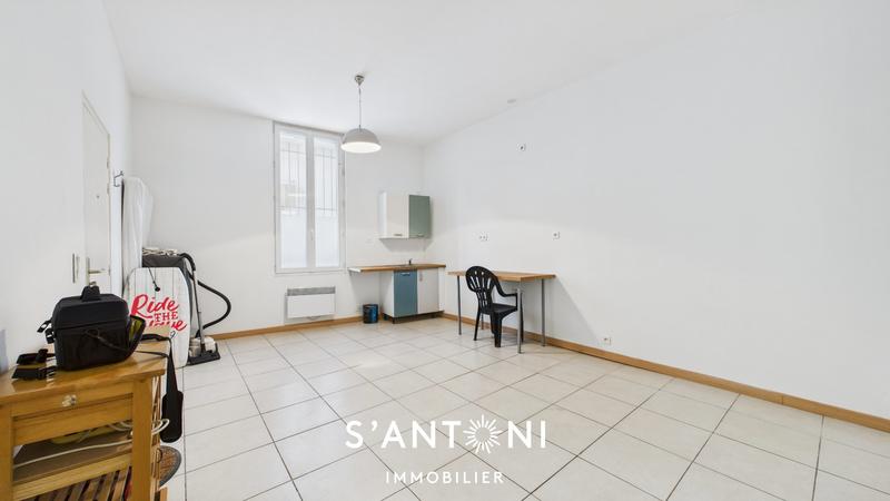Appartement - 81 m² - 3 pièces