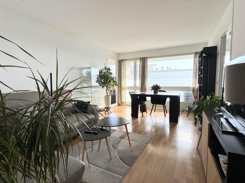 Appartement - 90 m² - 5 pièces