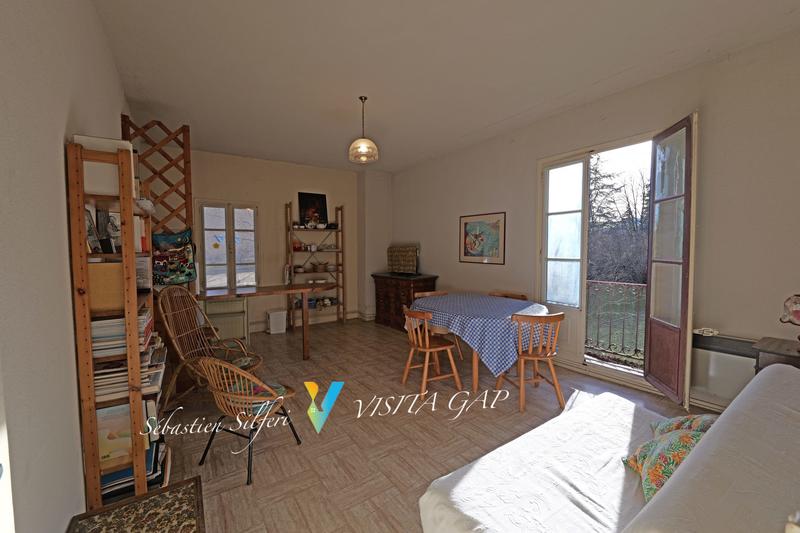 Maison - 143 m² - 12 pièces