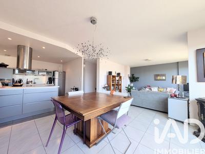 Appartement - 85 m² - 3 pièces