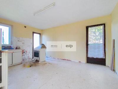 Maison - 98 m² - 5 pièces