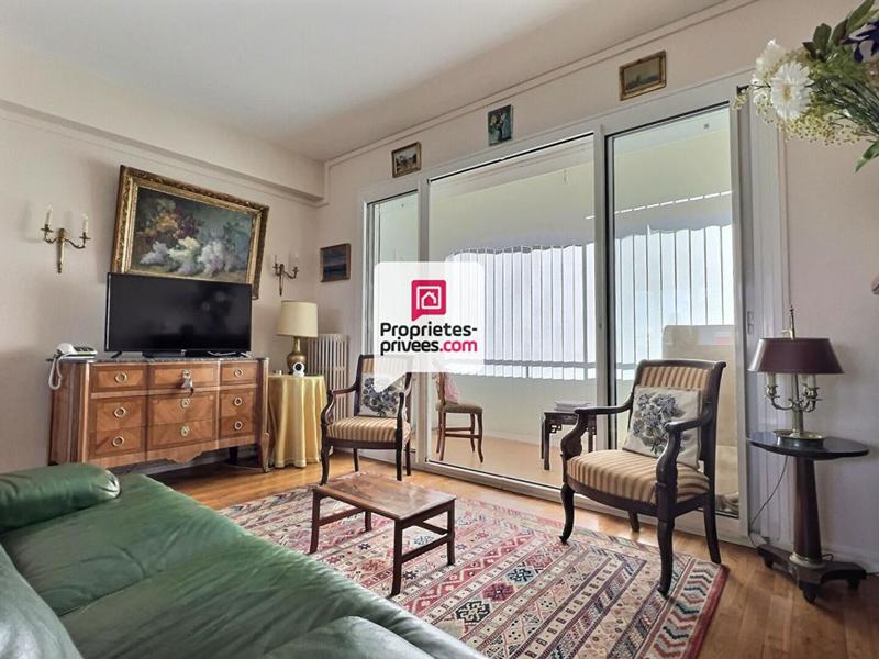 Appartement - 105 m² - 5 pièces