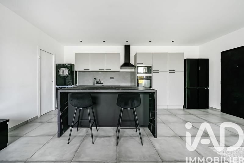 Appartement - 182 m² - 7 pièces