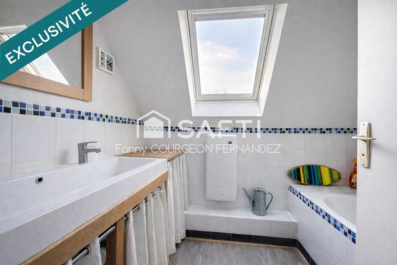 Maison - 159 m² - 8 pièces