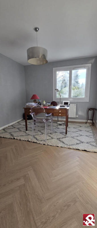 Maison - 320 m² - 7 pièces