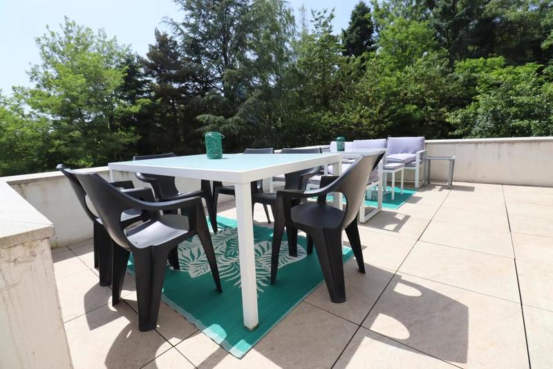 Maison jumelée - 164 m² - 4 pièces