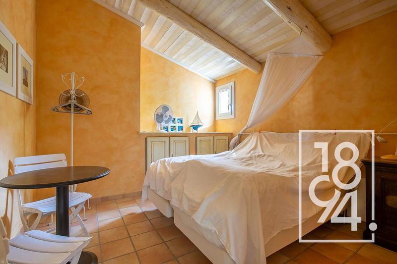 Maison - 224 m² - 5 pièces