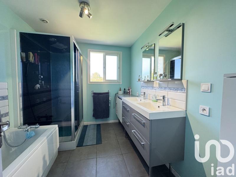 Maison - 190 m² - 9 pièces