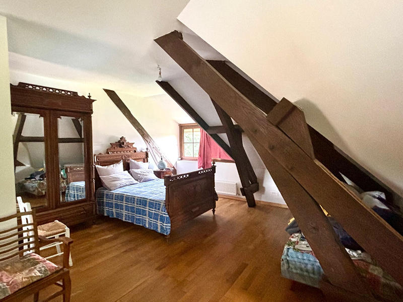 Maison - 265 m² - 7 pièces