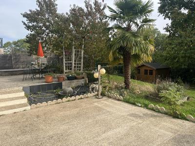 Maison traditionnelle - 171 m² - 7 pièces