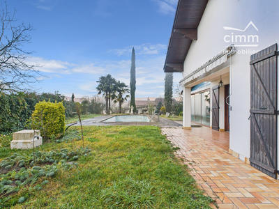 Maison - 174 m² - 6 pièces