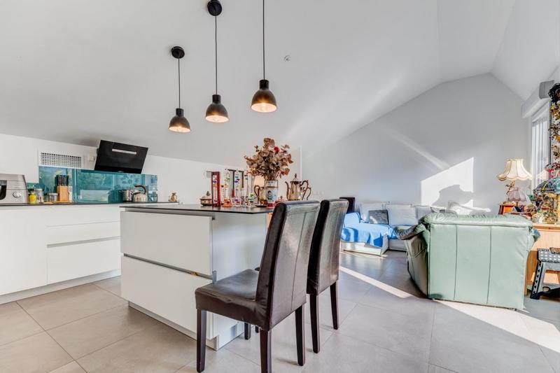 Duplex - 80 m² - 4 pièces