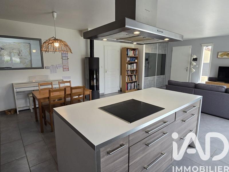 Maison - 108 m² - 5 pièces