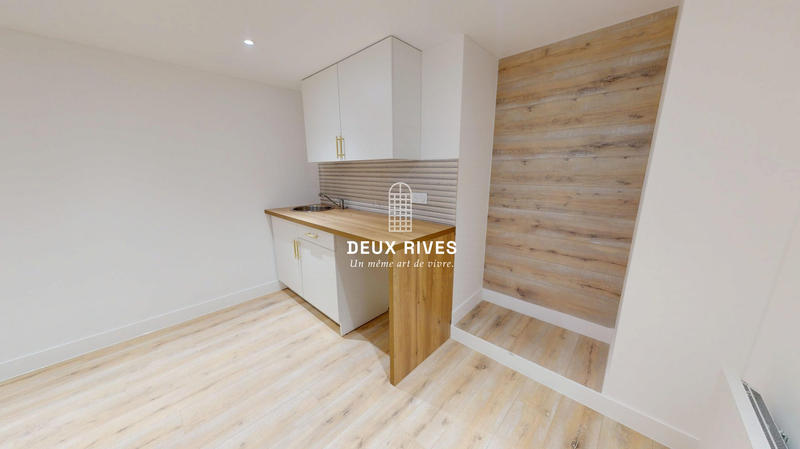 Loft - 84 m² - 4 pièces