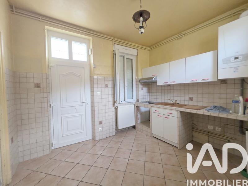 Maison - 93 m² - 4 pièces