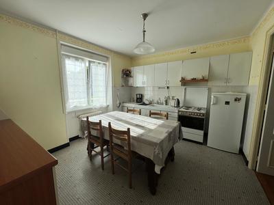 Maison - 110 m² - 6 pièces