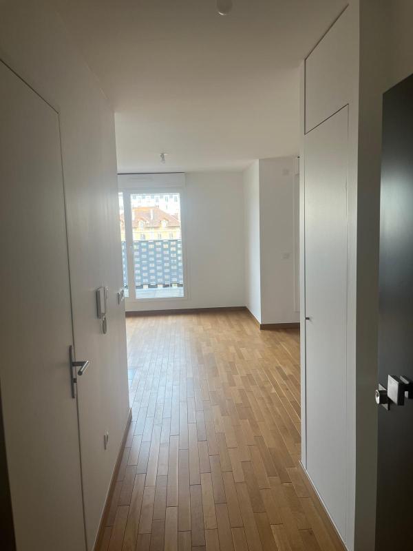 Studio - 38 m² - 1 pièce