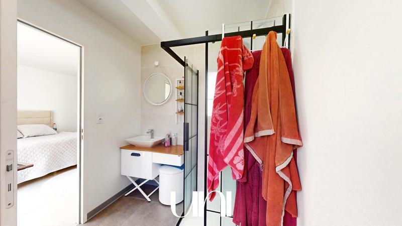 Maison - 200 m² - 7 pièces