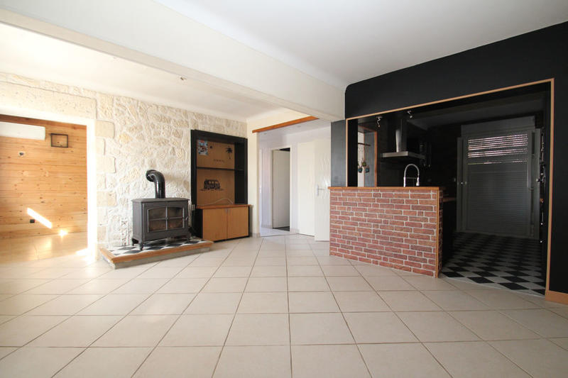 Maison - 94 m² - 4 pièces