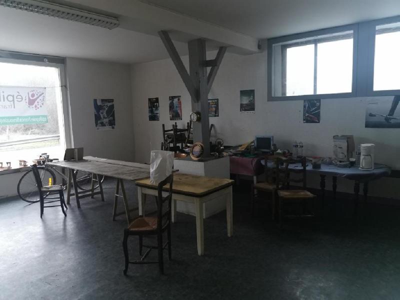 Bureau - 1 000 m² - 3 pièces