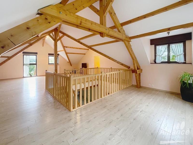 Maison - 206 m² - 7 pièces