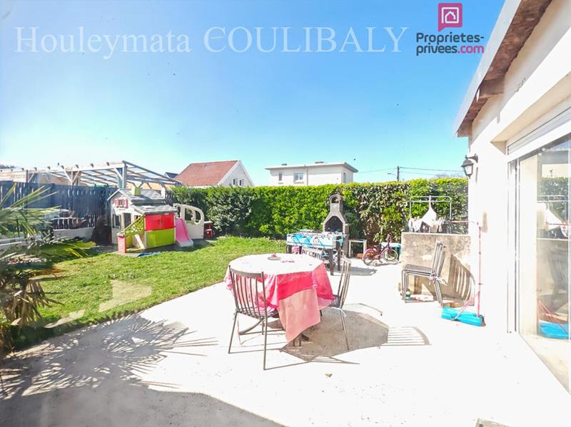 Maison - 111 m² - 5 pièces