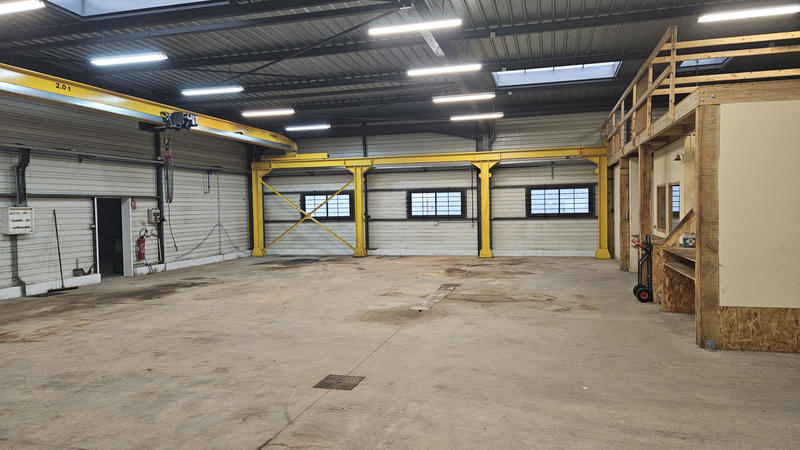 Local commercial - 560 m²