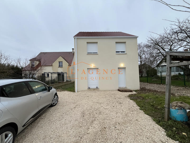 Maison - 93 m² - 4 pièces