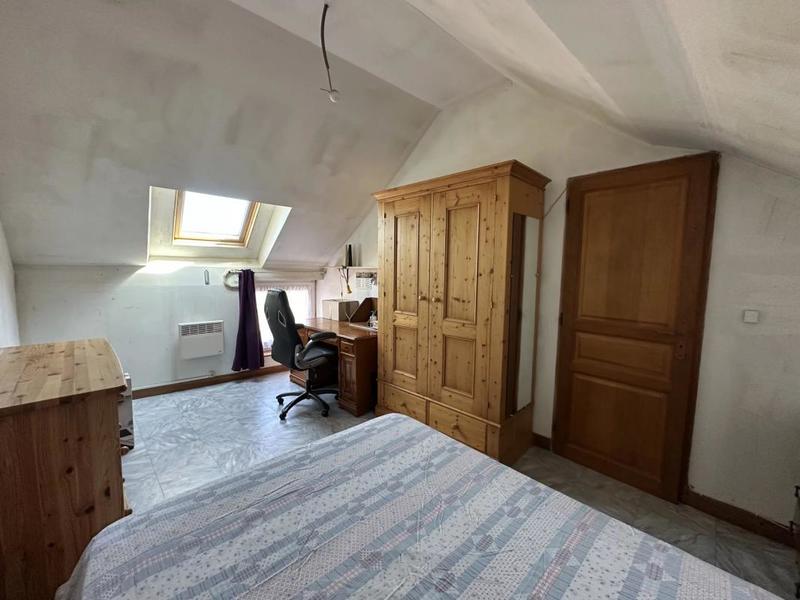 Maison - 185 m² - 7 pièces