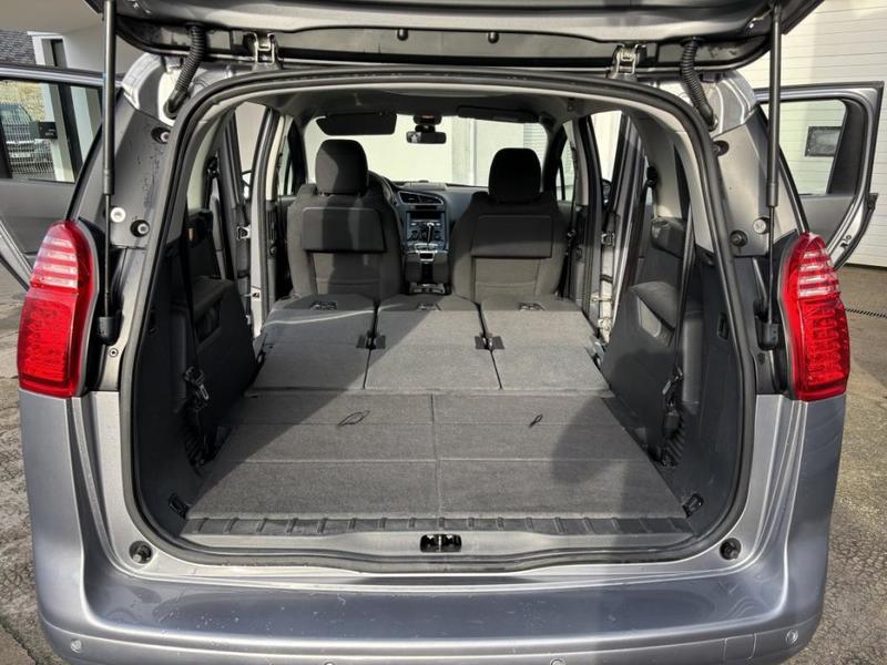 Peugeot 5008 1.6 Hdi Bva *7 places*