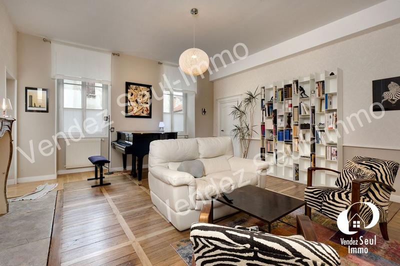 Maison de maîtres - 240 m² - 7 pièces