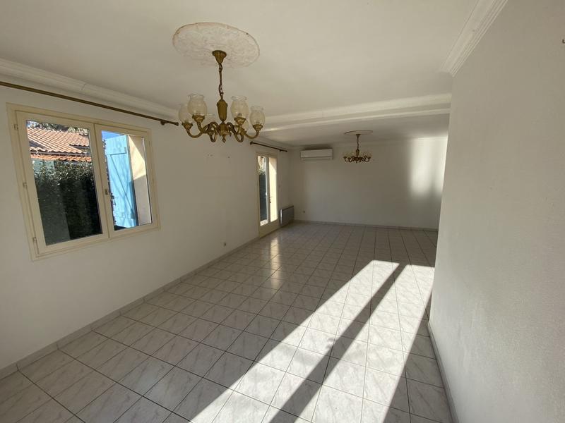 Maison traditionnelle - 102 m² - 4 pièces