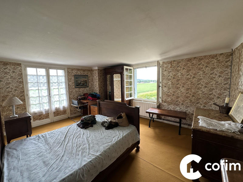 Maison - 137 m² - 5 pièces