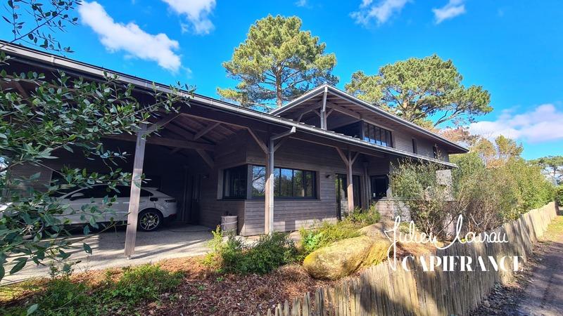 Maison - 185 m² - 6 pièces