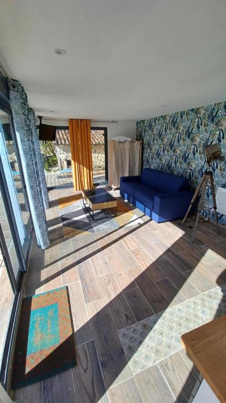 Maison - 457 m² - 11 pièces