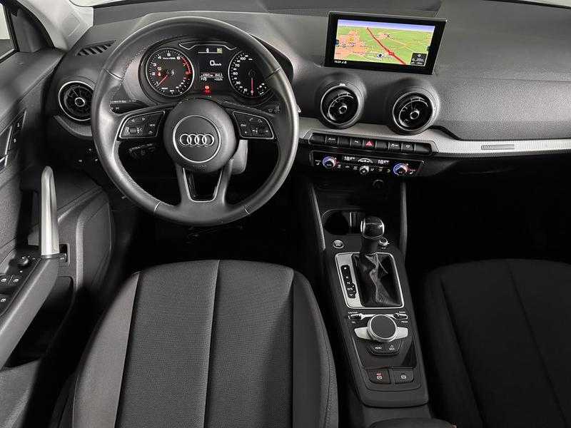 Audi Q2 - 35 Tfsi 150ch s-Tronic Ja17p Sieges Chauff Camera Gps Regul Acc Clim Jukebox 150 Ch 1°Main
