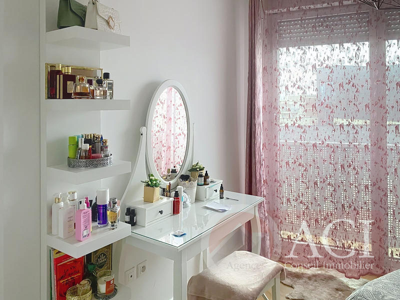 Appartement - 101 m² - 5 pièces