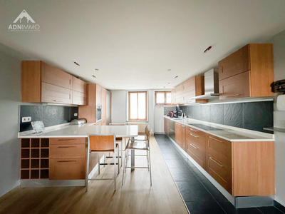 Maison - 173 m² - 7 pièces